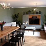Nordsee-vintagehaus - Stilvolles 5 Sterne Design-ferienhaus Fuer Gruppen Krumstedt